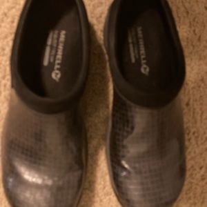 Merrill shoes